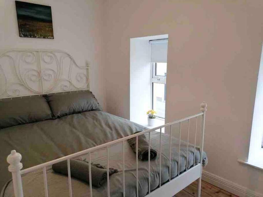 Central Sligo Townhouse 빌라 외부 사진